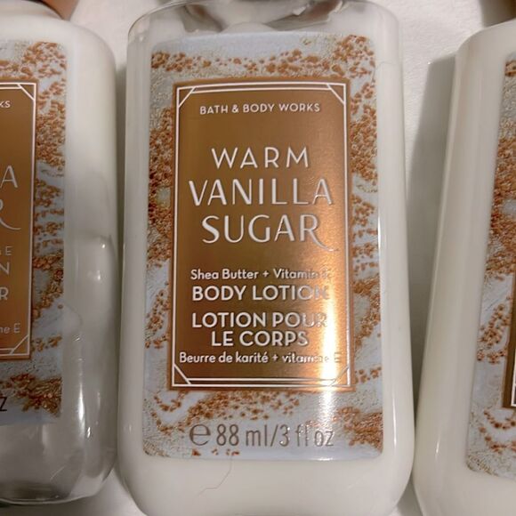 NEW- Bath & Body Works- Warm Vanilla Sugar minis - Picture 2 of 3